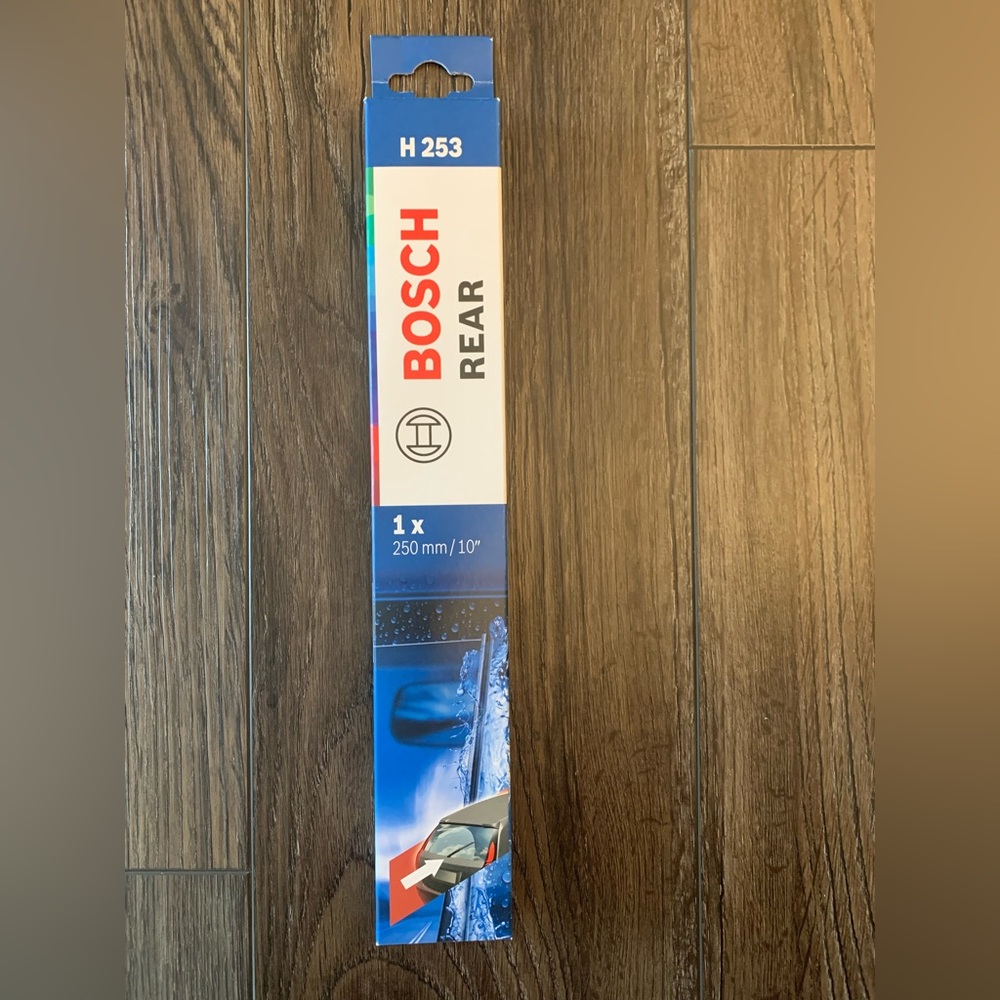 New Bosch H253 Rear Wiper Blade